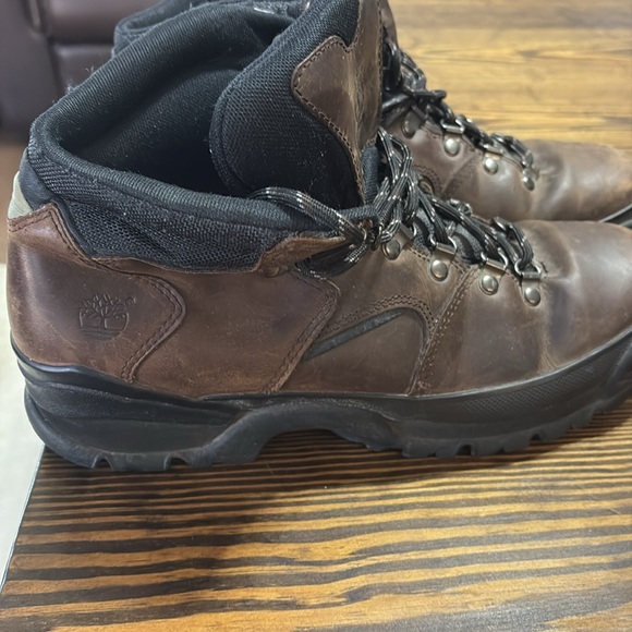 Men’s Timberland boots 11.5 - Picture 3 of 4